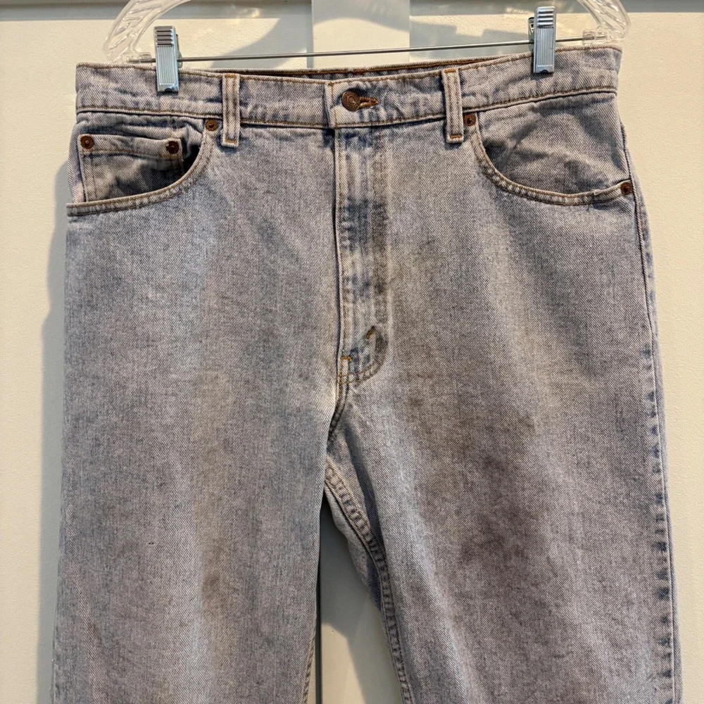 Vintage Levi's 550 Jeans Mens 34x30 (Tag 36x30) USA Light Wash 90s‎ Distressed